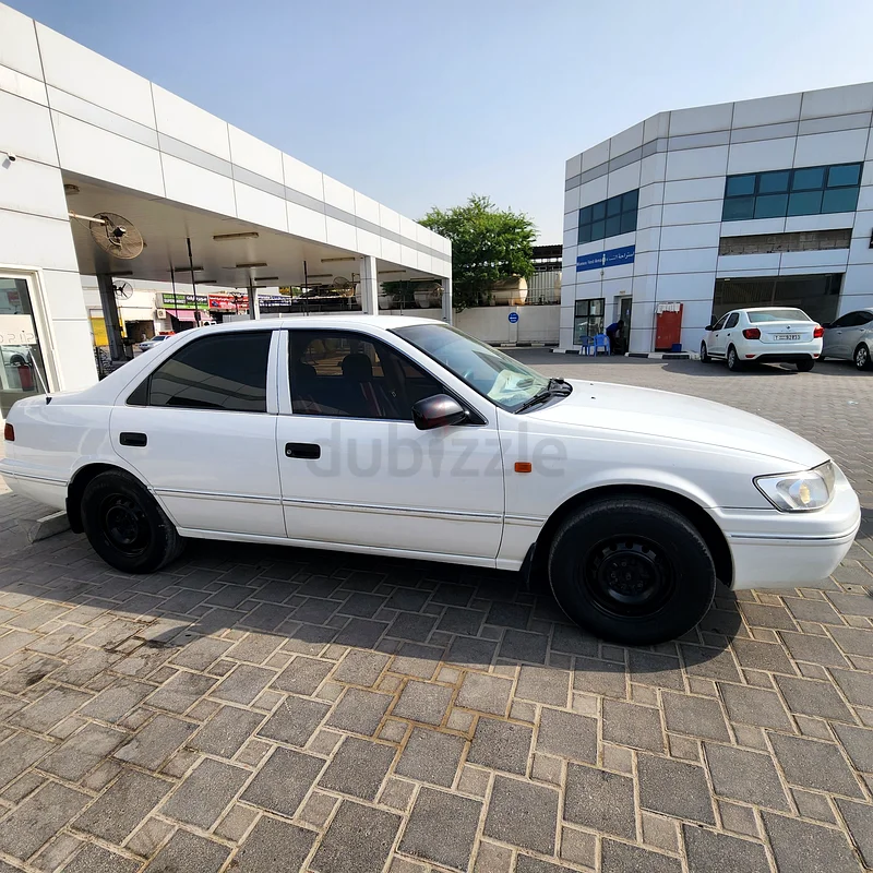 Toyota carry 2000 model. White63699049595905110