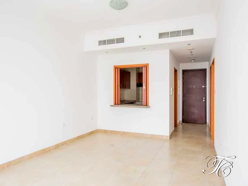 Spacious 1BR | Prime Location | Unfurnished63775216578433110