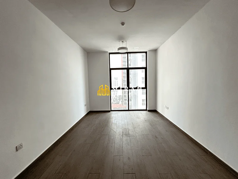 MID FLOOR-PARK VIEW-READY TO MOVE IN63798926813698110