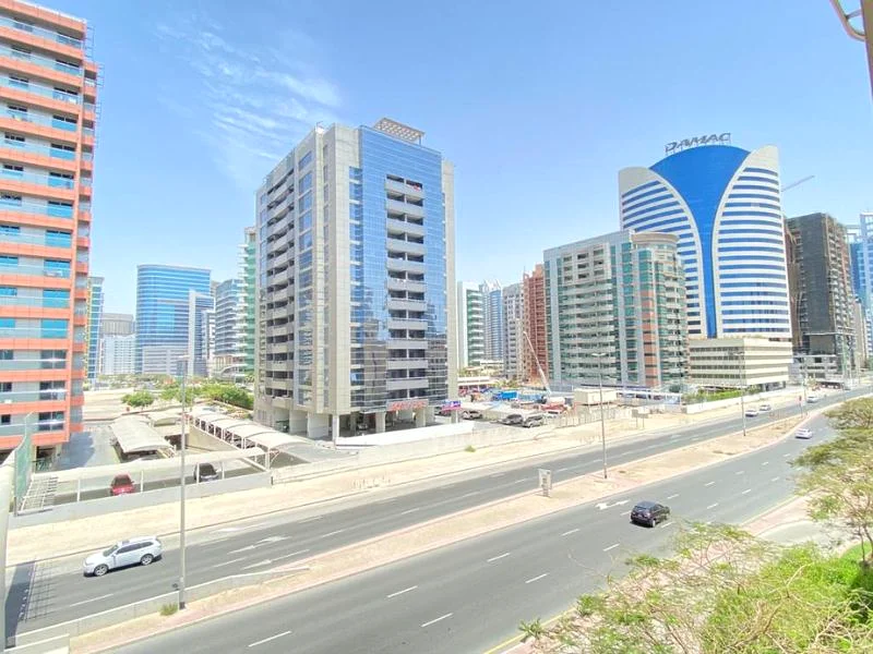 Modern Layout | Spacious | Prime Spot | Balcony63726658238977110