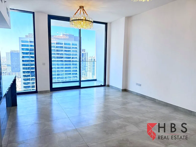 جديد بالكامل | واسع | مركز أعمال63793485964930112