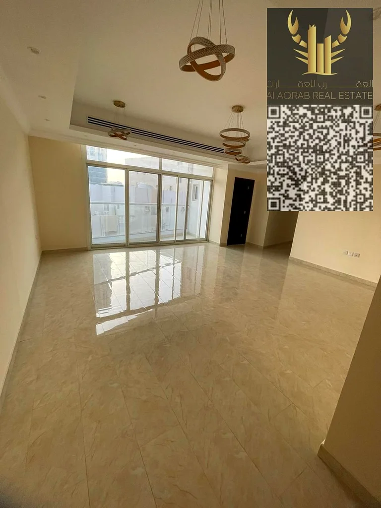 للإيجار السنوي: شقة بثلاث غرف نوم في الروضة 2 🏢63723095223298111