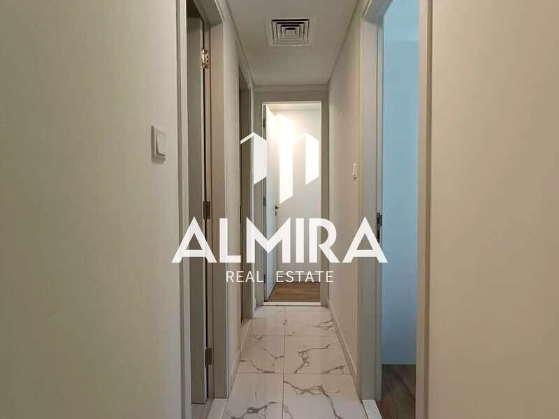 Spacious 4BR Duplex | Highly Maintained | Great ROI63840266730755112