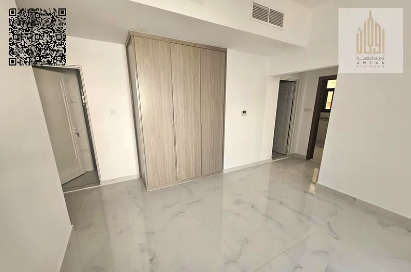 مبنى تجاري للبيع في عجمان الجرف 363868309672451114