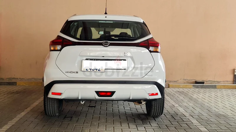 NISSAN KICKS // GCC// NO ACCIDENTS // SV //63699058354305113