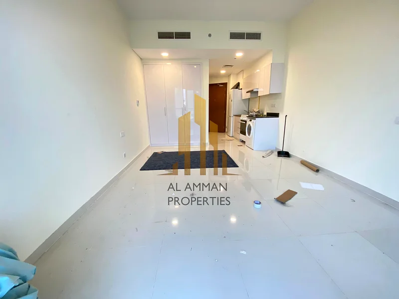 شقة بستوديو جاهزة ومن صيانة جيدة ومجهزة بمطبخ63741439945857114