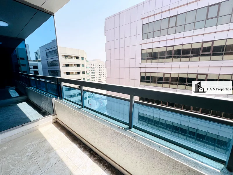 Spacious 2BHK Apartment | With Balcony | Prime Location63767363637633113