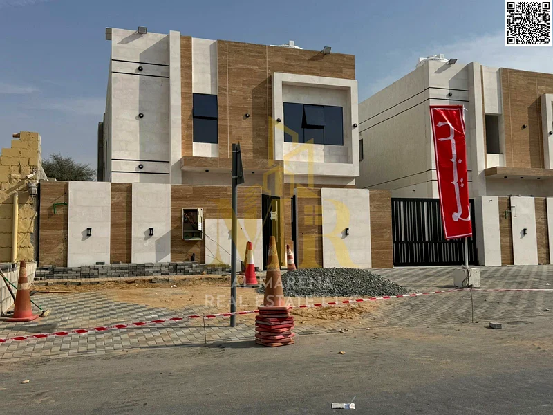 A villa with a price that includes registration and ownership fees on the main street, ready for living in the most upscale areas of Ajman. Freehold o63913118164866111