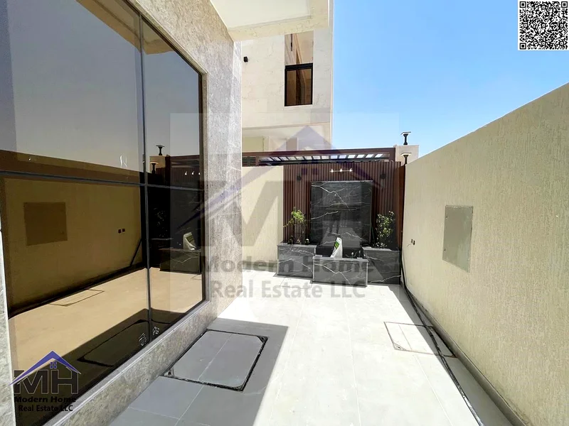 At a price that includes fees own a villa with roof 7 room in Ajman first resident, freehold Central AC Close to the Chinese market and Sheikh’s rest63884771538689113
