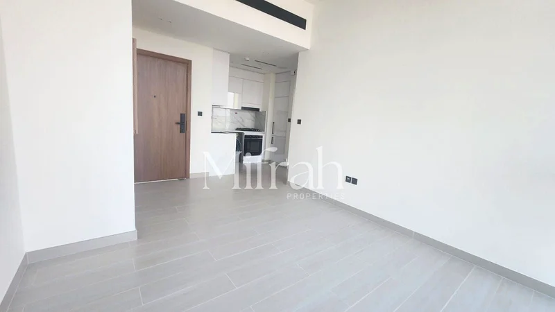 شقة بغرفة نوم واحدة جاهزة للانتقال الفوري في موقع متميز - JVC63787388624899112