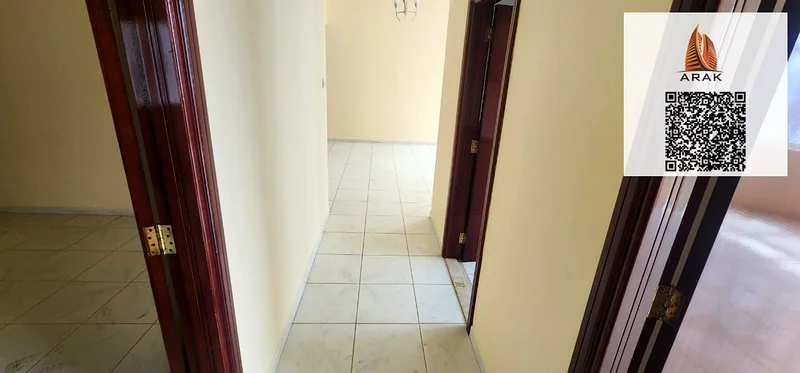 لإيجار سنوي، شقة واسعة مكونة من غرفتي نوم، وصالة، وحمامين، تقع63810910359555111