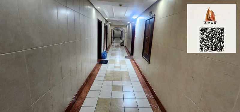 لإيجار سنوي، شقة واسعة مكونة من غرفتي نوم، وصالة، وحمامين، تقع63810910359555112