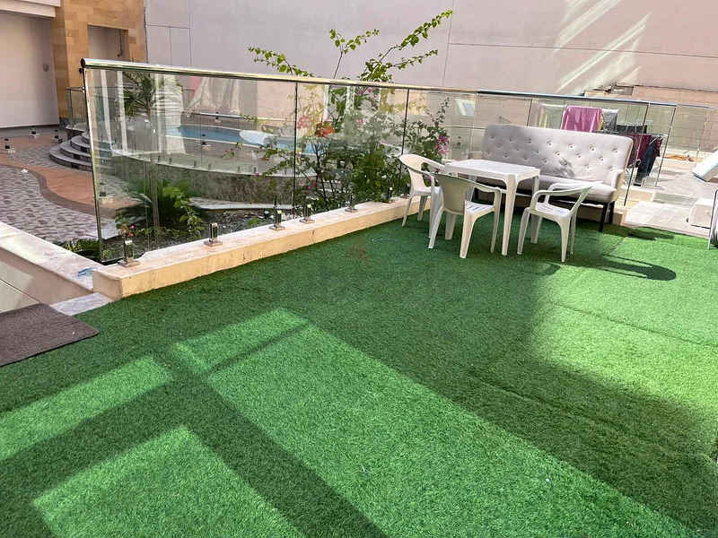 وحدة تنفيذية للإيجار في jvc63796580122113114