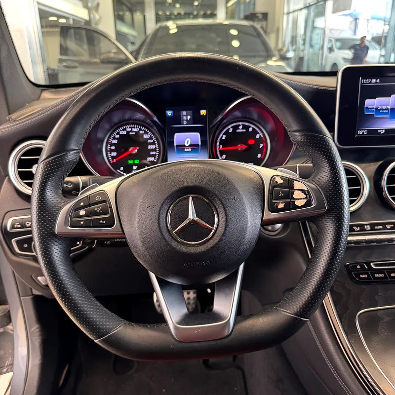 MERCEDES GLC250 4MATEK / 2018 / GCC / SUPER CLEAN63699042395139114
