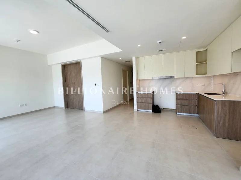 Single Row | Mortgage Eligible | Close to Park63947555684225113