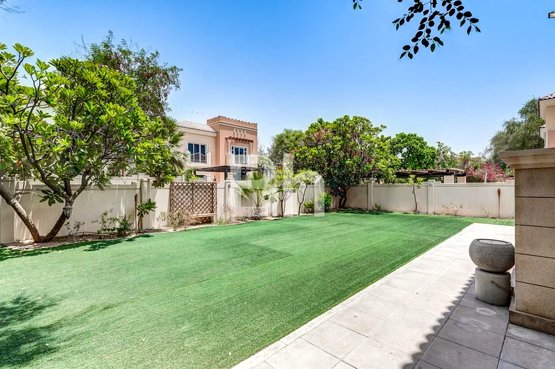 Close to Park | Vacant | Large Plot | Detached63807419065730113