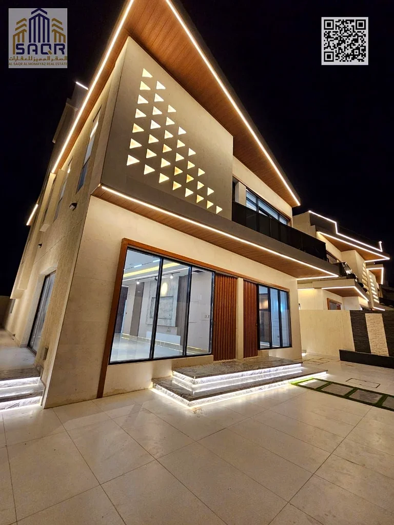 Modern villa / two floors and a roof / freehold / including fees63913781982466110