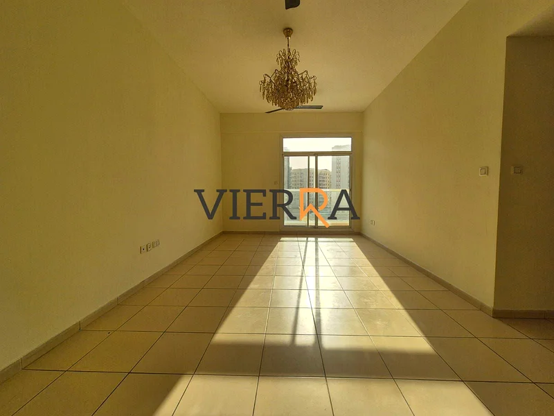 Prime Location | 2BR + Laundry+ Store | Vacant Soon63933798388355111