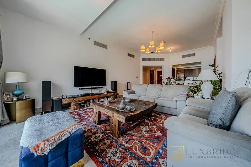 Large Balcony | Big Layout | Vacant in November63752265992706110