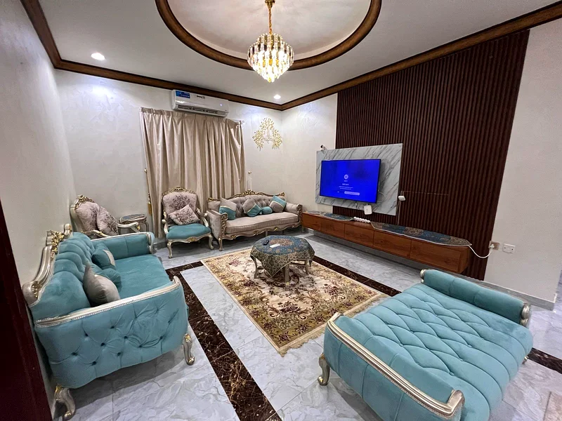 فيلا فاخرة مكونة من 5 غرف نوم للبيع في المويحة 3، عجمان63869923819650110