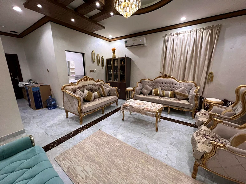 فيلا فاخرة مكونة من 5 غرف نوم للبيع في المويحة 3، عجمان63869923819650113