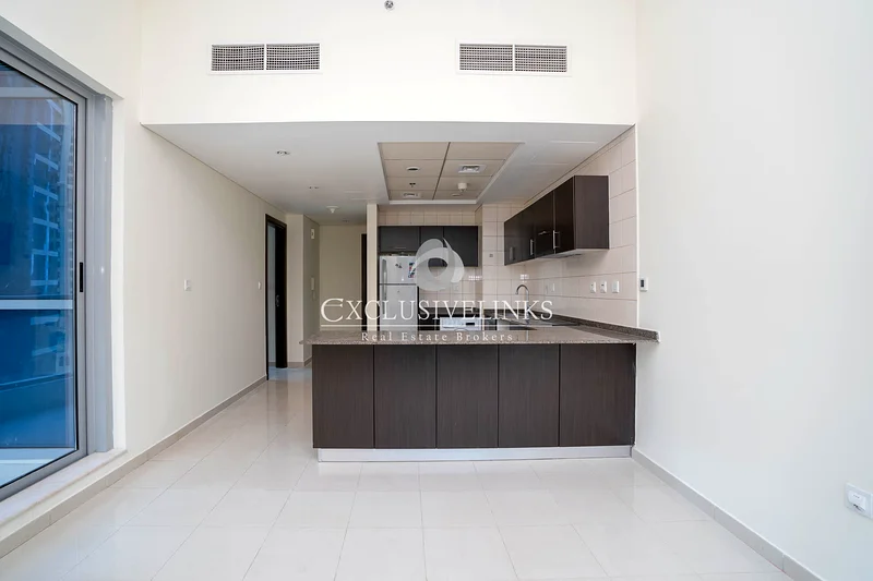 Managed | Marina View | Available 7th October63777132287362112