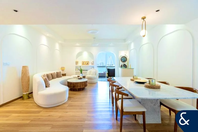 Large Layout | Upgraded | Sea view | Vacant63936814587137111