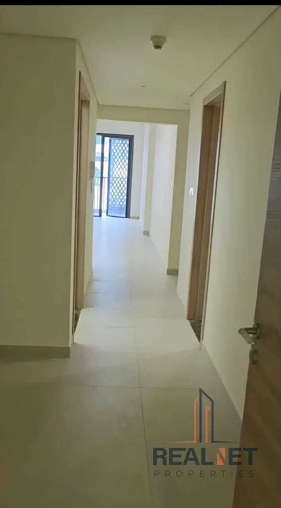 غرف واسعة | تخطيط عصري | موقع متميز63922165833859112