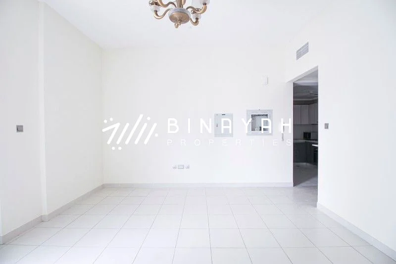 Vacant | Large Studio | Ready to move in63725373217025113