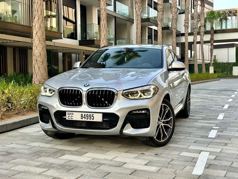 BMW X4 Xdrive 30i / FULL OPTION / GCC63699047039235111