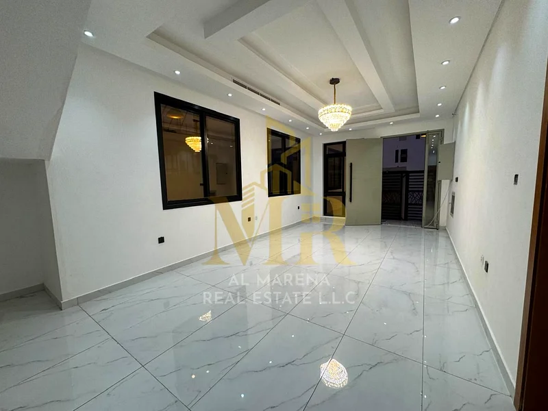 A villa with a price including registration and ownership fees on the main street, ready for occupancy in the most upscale areas of Ajman, freehold fo63911300420098114