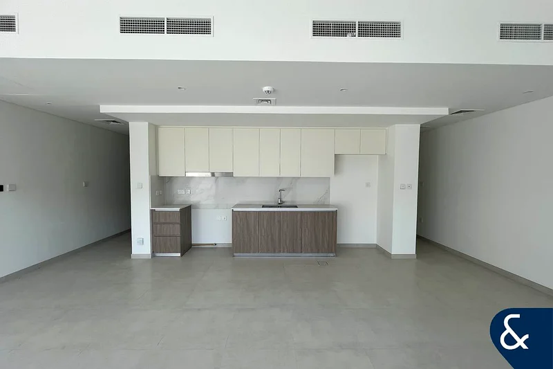 Brand New | Internal Unit | Available Now63734257178754113