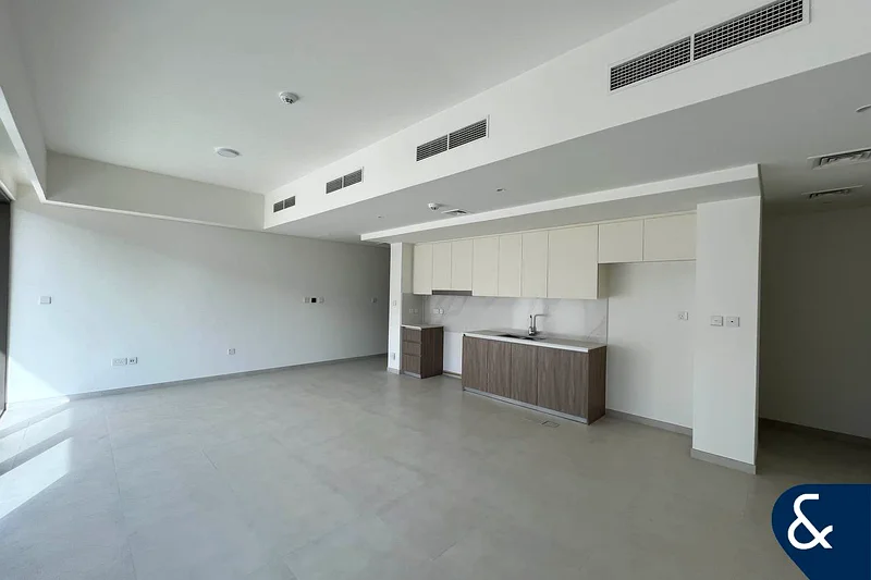 Brand New | Internal Unit | Available Now63734257178754112