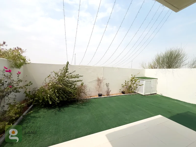 3Bed plus Maids | Single row | Fully Furnished63748376688385111