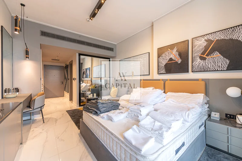 Elegant | Downtown Facing | Spacious | Available63798312909826112