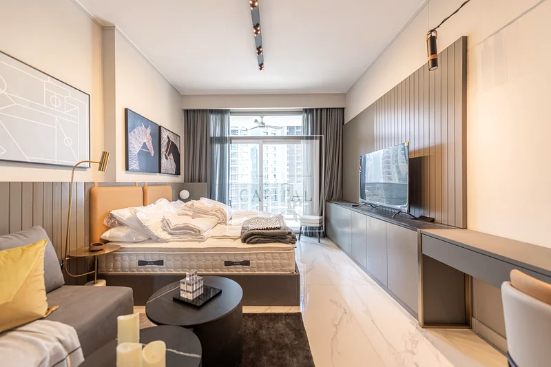 Elegant | Downtown Facing | Spacious | Available63798312909826111