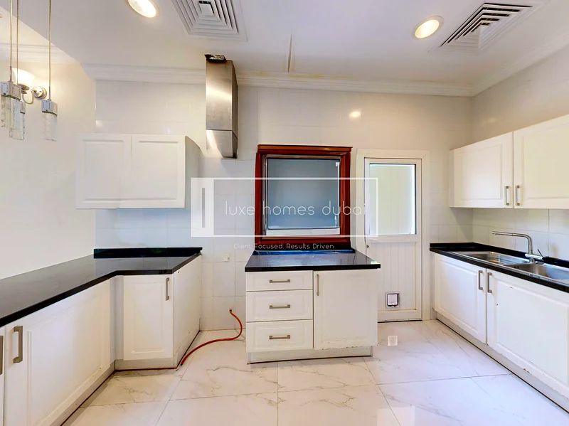 Private Garden | 3BR Villa | Spacious Layout63729862588929113