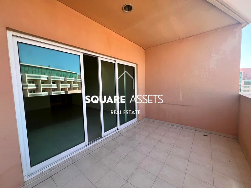 شقة كبيرة من غرفة نوم واحدة | زين 2، المبنى 20 | موقع مميز63729679560193111