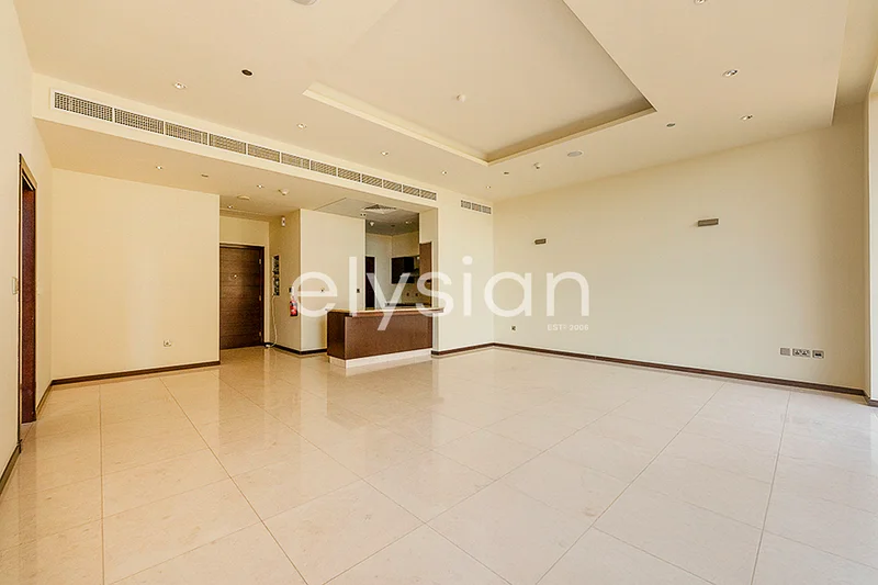 وصول إلى الشاطئ I بدون أثاث I موقع مذهل63805222105858114