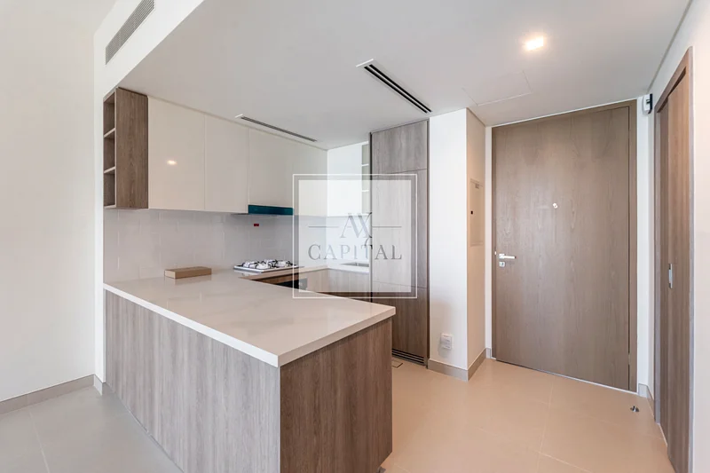 03 Series | Full Marina View | Prime Location64039708511874114