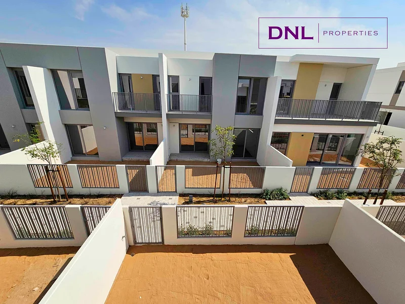 Upgraded | Premium Property | Perfect location63930282622594111