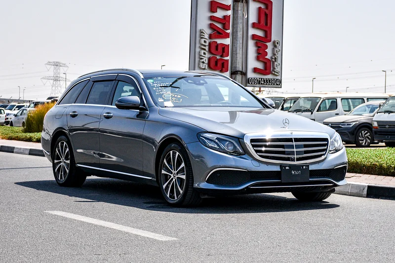 2019- E450 STW - IMMACULATE CONDITION - ONLY 65,000 KM DONE63699044126209110