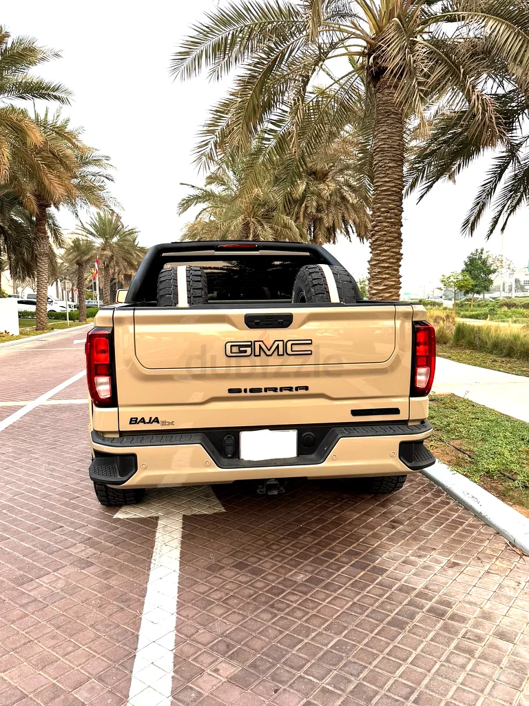 GMC Sierra AT4 Baja edition Elevation GCC Bin Hamoodah with very low mileage in excellent condition63699028182658112