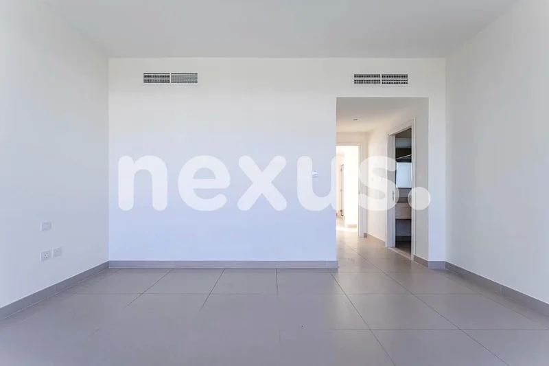 Optimal Location | Camel Track | 4 Cheques63761147938435112