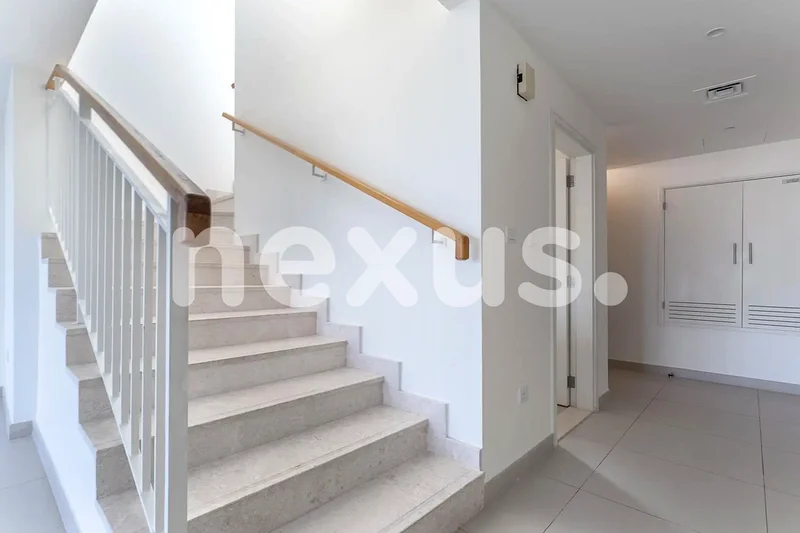 Optimal Location | Camel Track | 4 Cheques63761147938435113