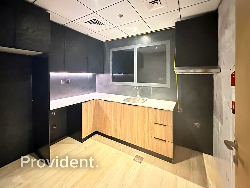 High floor | Semi Furnished | Without appliances63798926973315113
