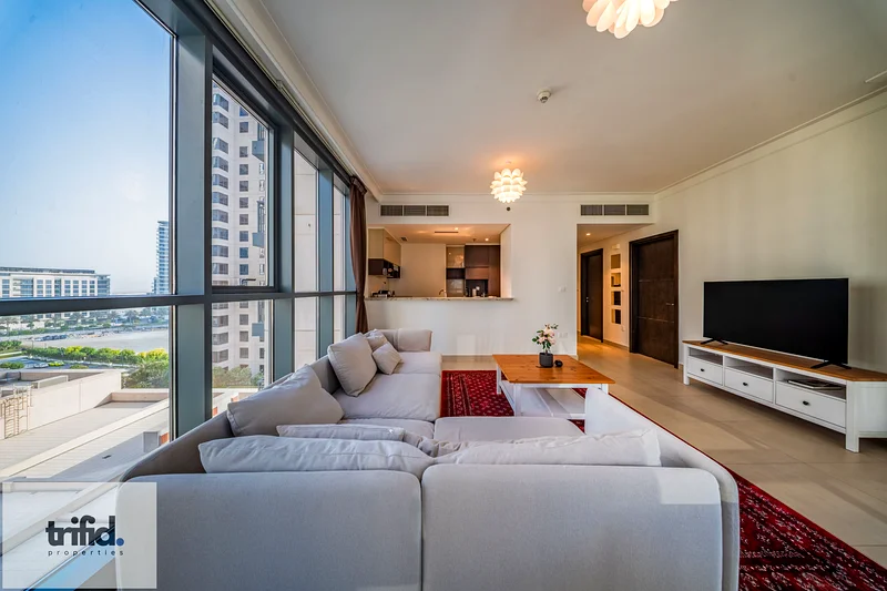 SPACIOUS UNIT | FULLY FURNISHED | WATER VIEWS64027766167042113