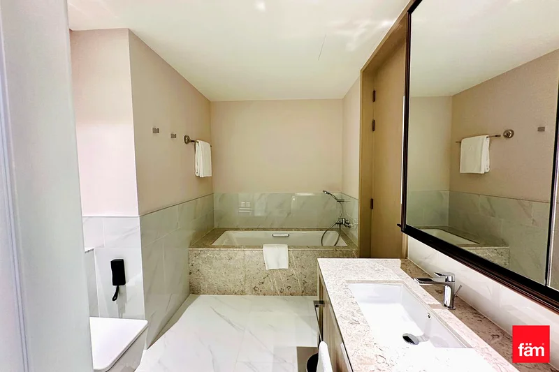 Vacant | High Floor | Creek view63761829877249113