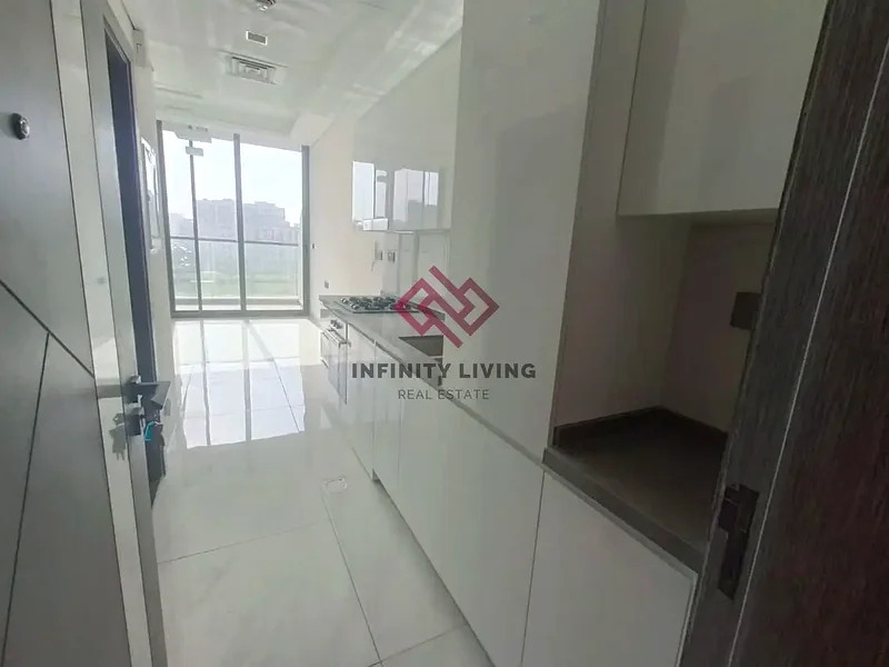 Bright Studio Apartment | Unfurnished | Family Community63766163942403113