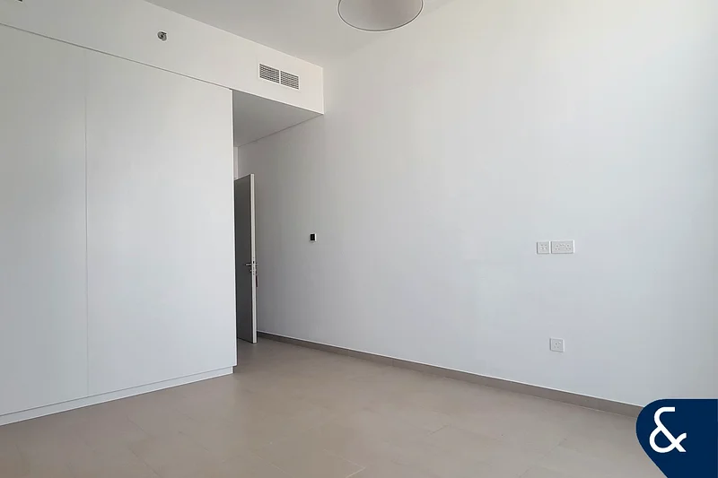 غير مفروشة | غرفة نوم واحدة | متاحة في سبتمبر63783196871682113